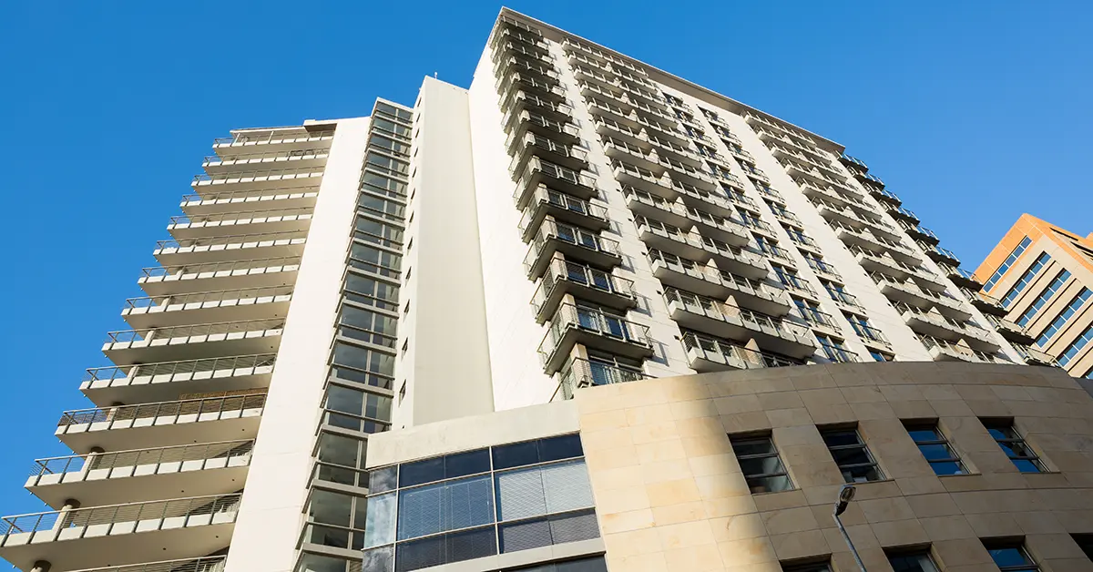 No momento, você está visualizando Condomínio, palco de encenação? Situações reais de dissimulação relatadas por síndicos