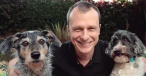 Leia mais sobre o artigo Cães em condomínios: mitos, cuidados e convivência