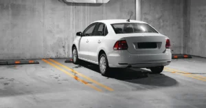 Leia mais sobre o artigo Carro abandonado dentro do condomínio