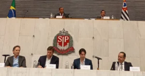 Leia mais sobre o artigo Solenidade na Alesp prestigia a sindicatura