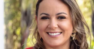 Leia mais sobre o artigo “Sou movida a desafios, nunca tive vocação para vítima”: a trajetória de Larissa Lacerda nos condomínios